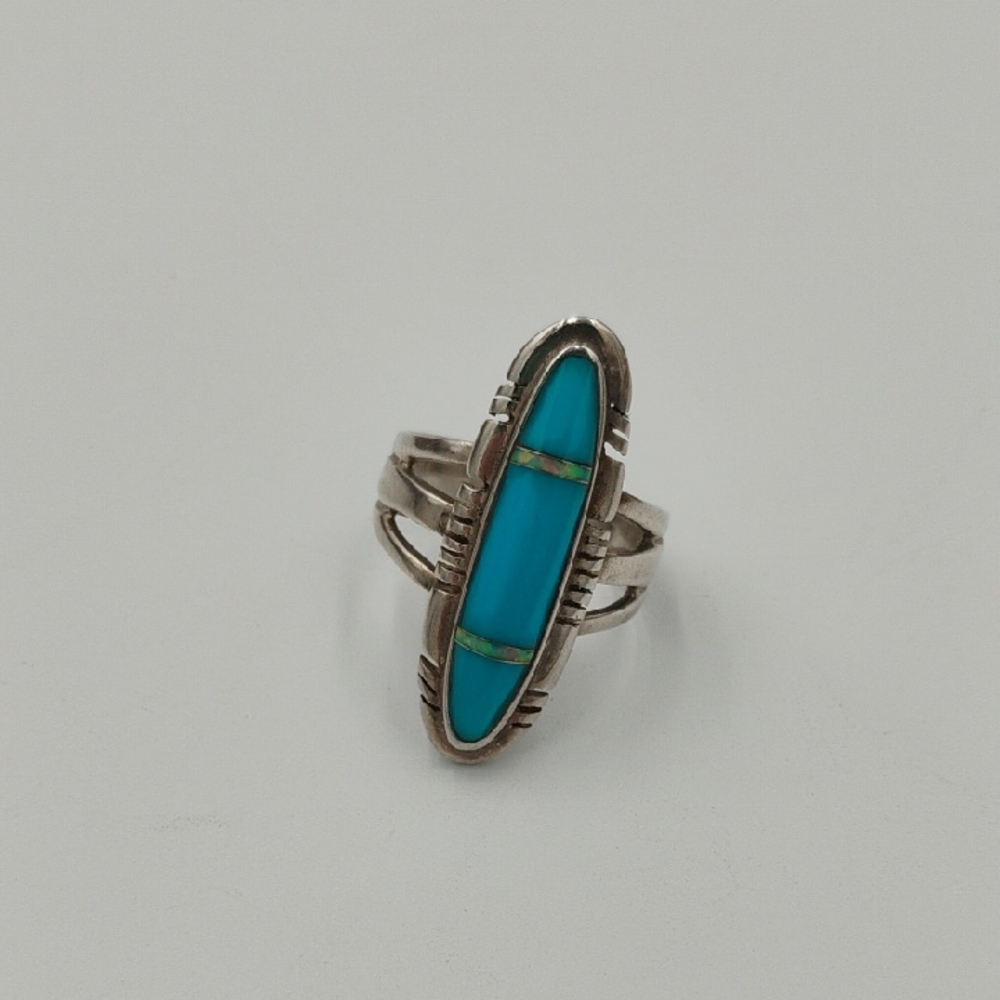 Sterling Silver Turquoise Oval Ring